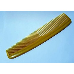 Lot of 4 Combs great